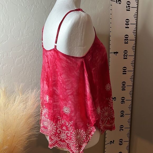 RUE 21 red embroidered handkerchief top with skinny adjustable straps size small - Picture 7 of 11